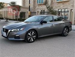 نيسان ألتيما